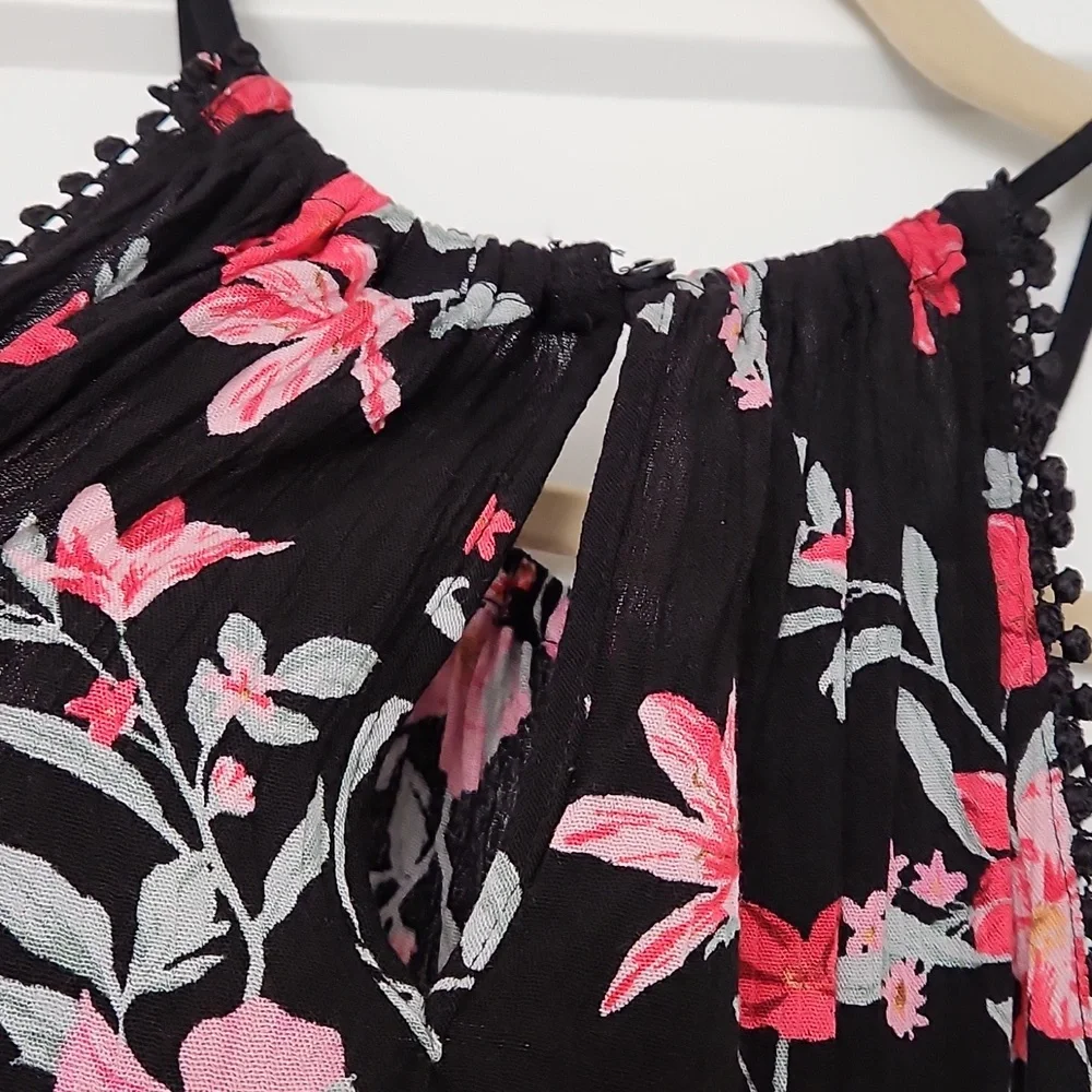 Halter top - Picture 4 of 5